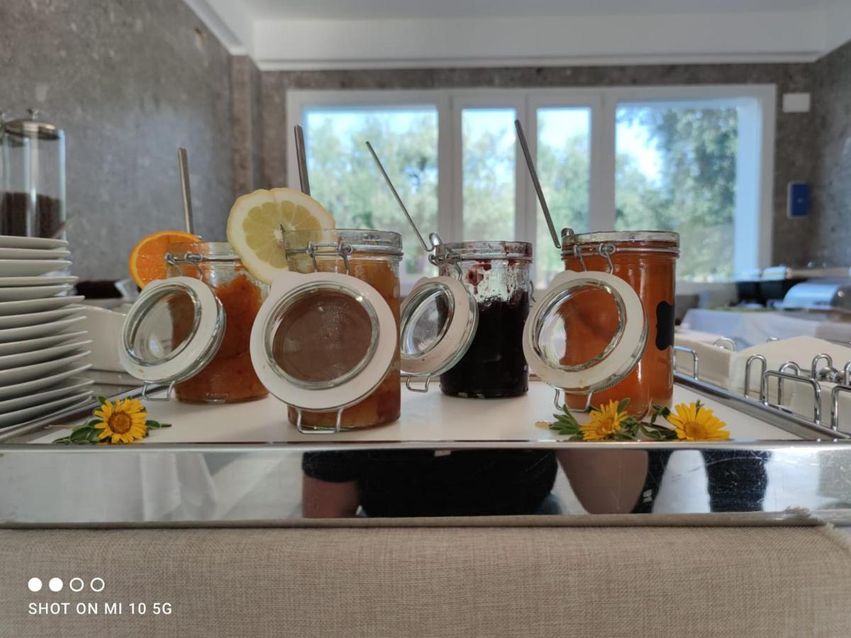 Hotel Torre Santamaria Resort Mattinata Ngoại thất bức ảnh